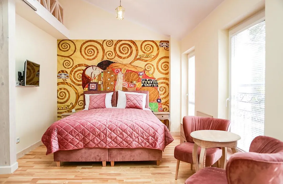 Main Square Platan Loft Collection-1