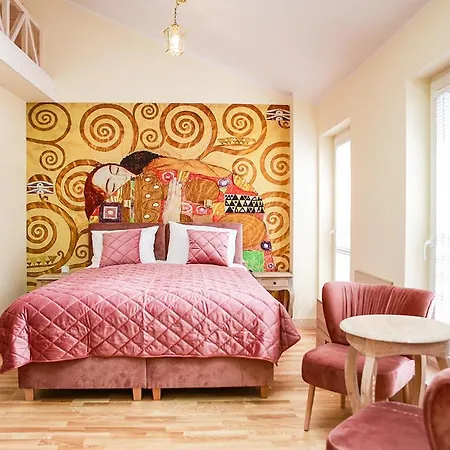Main Square Platan Loft Collection-3